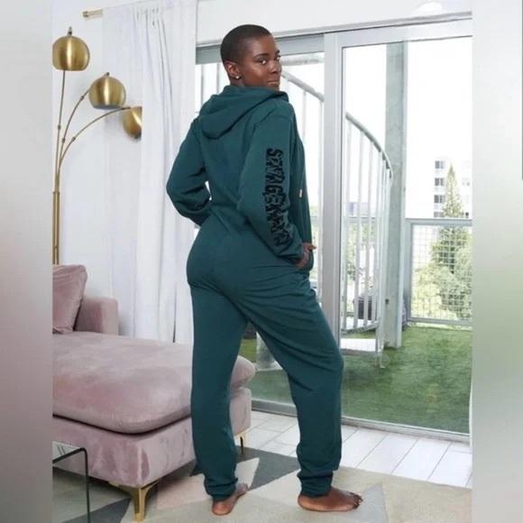 Savage x Fenty Forever Savage Showgirl Hooded Onesie | Hunter Green - Picture 4 of 12